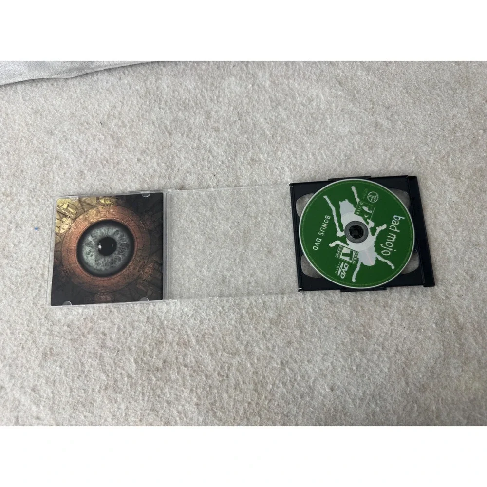 Bad Mojo The Roach Game Redux PC Mac Got Game Entertainment 2 Disc Set 2004